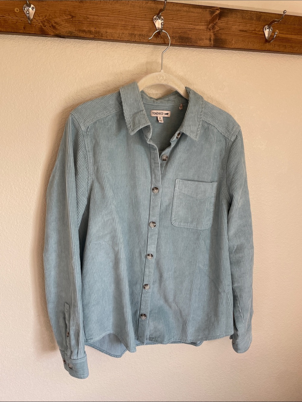 Toad&Co Cascadia Corduroy Button-Up Shirt Women's M Blue Shacket Hemp Granola